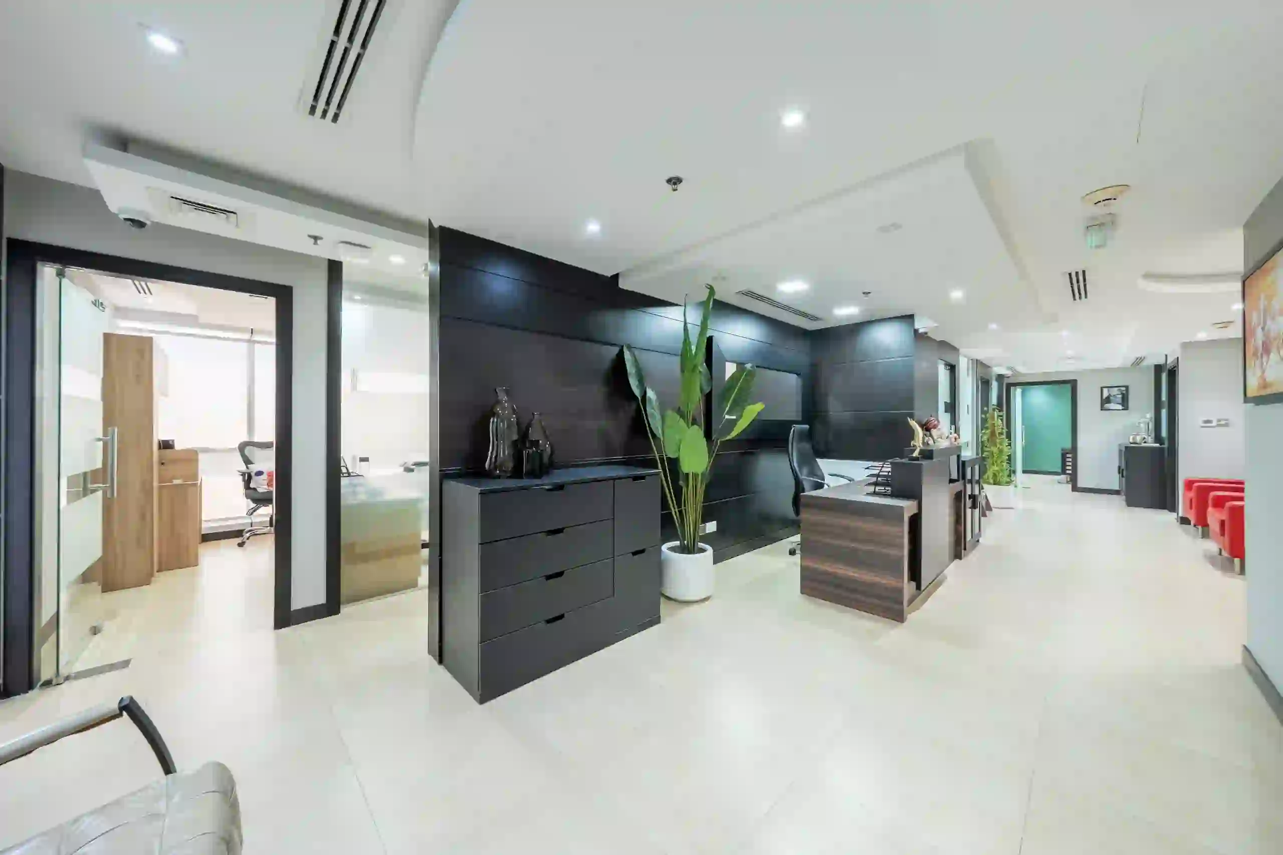 A Grade | Fully Fitted | Balcony | Pantry