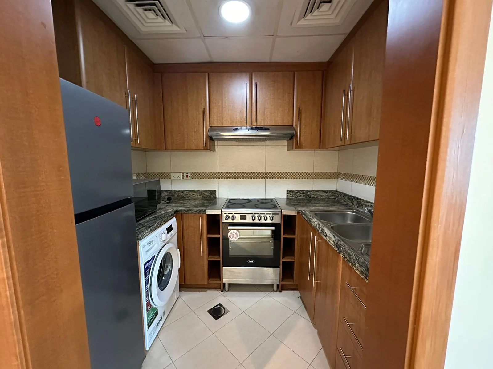 Exclusive | Fully Furnished | Near to Metro