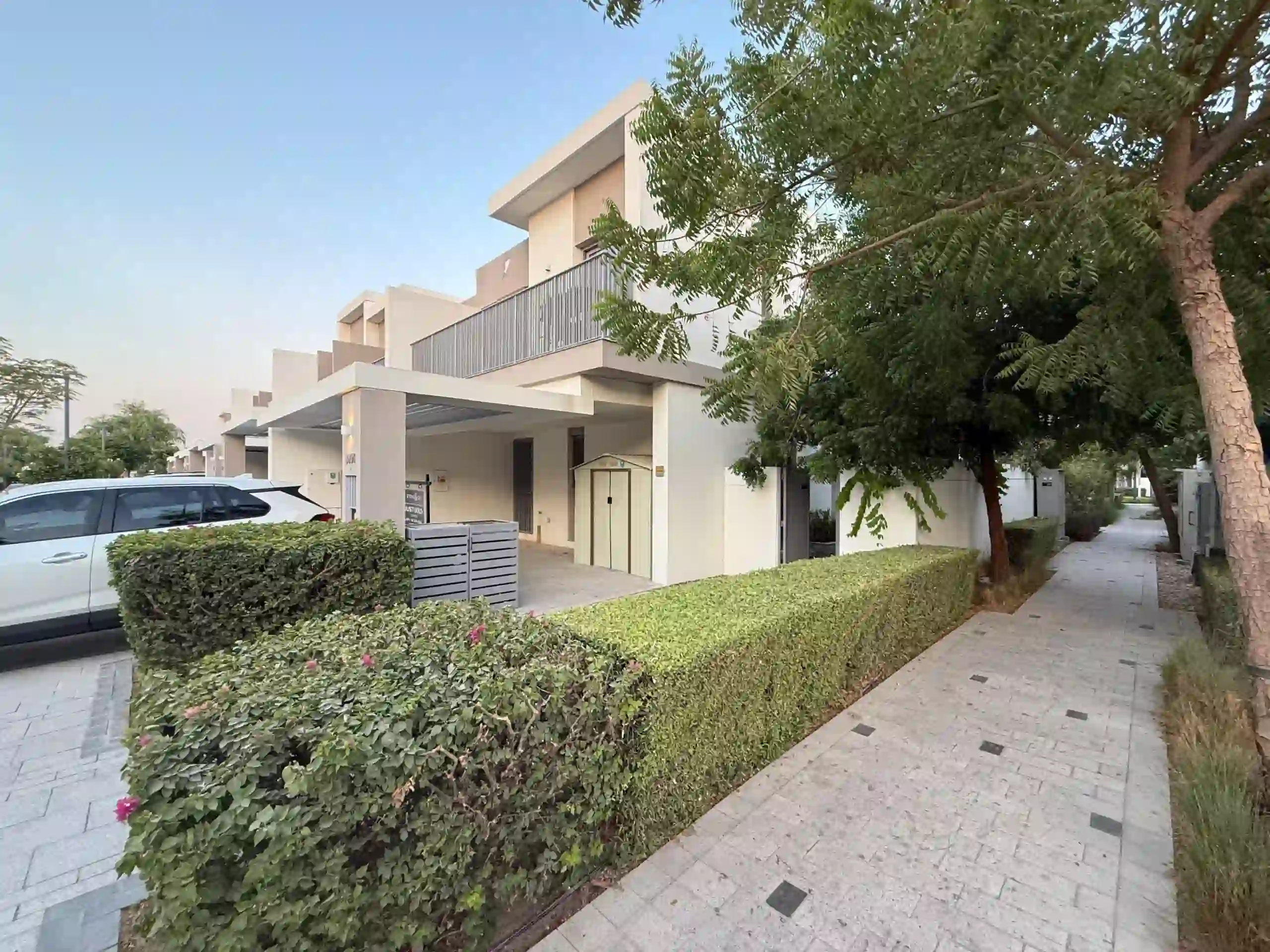 Corner Unit | Near to Pool and Park | Landscaped