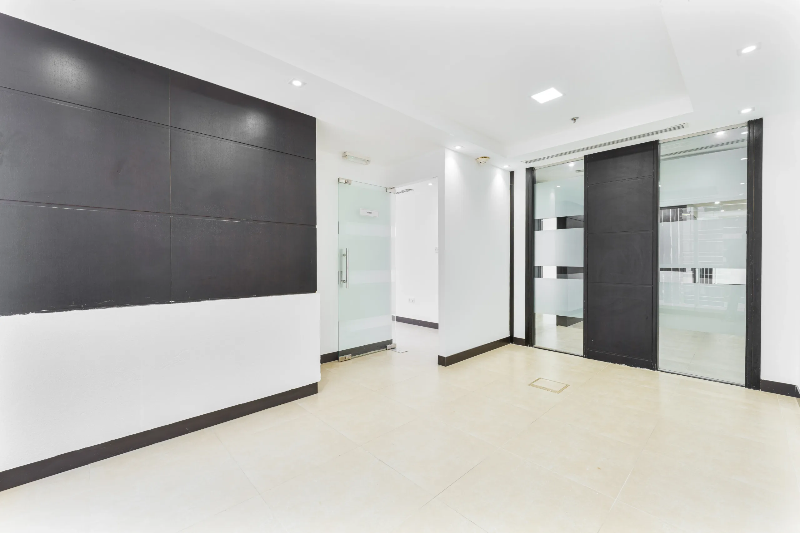 A Grade | Fully Fitted with 7 Rooms | Pantry