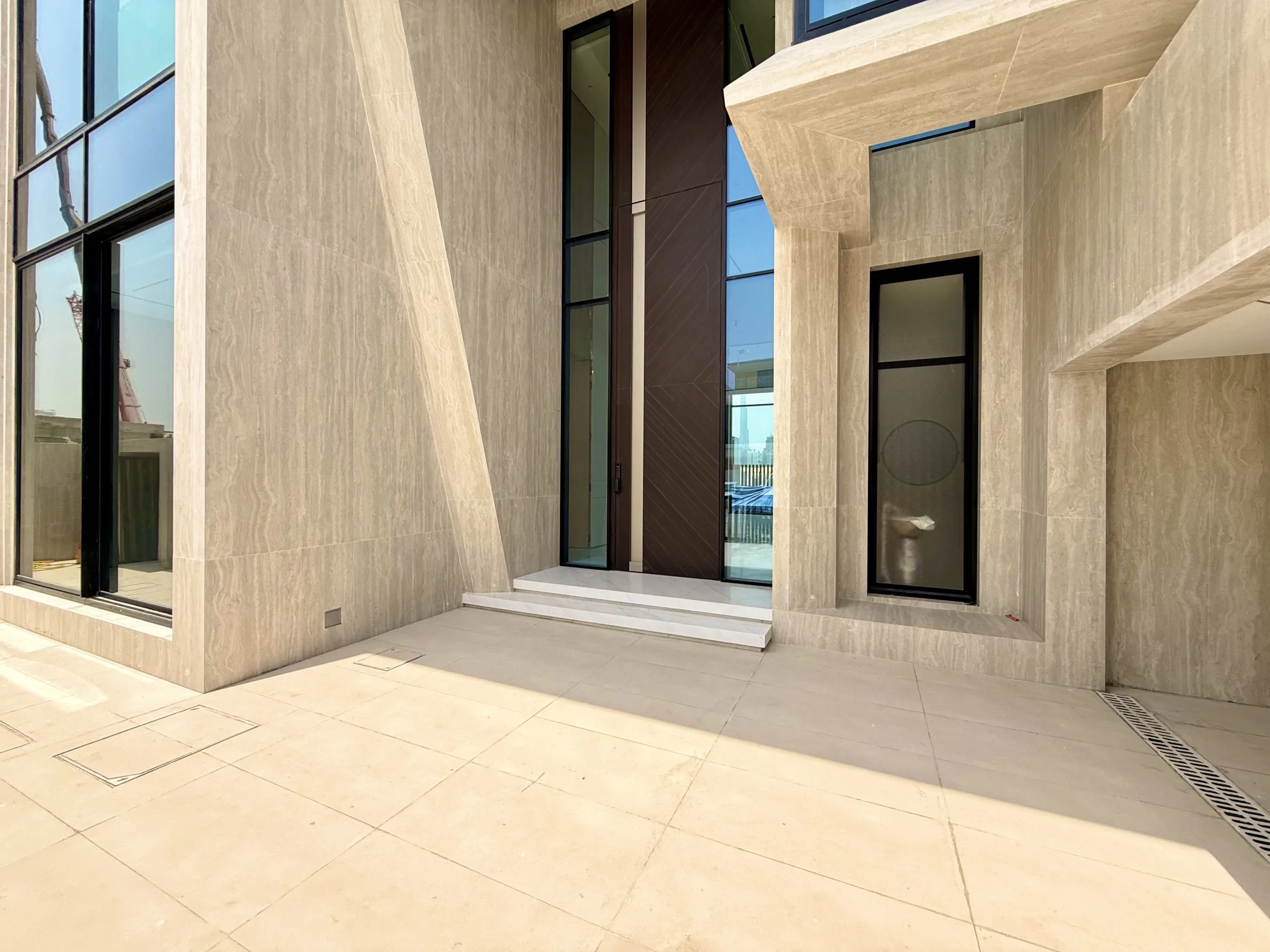 Burj Khalifa View | Custom Built | Luxury Living